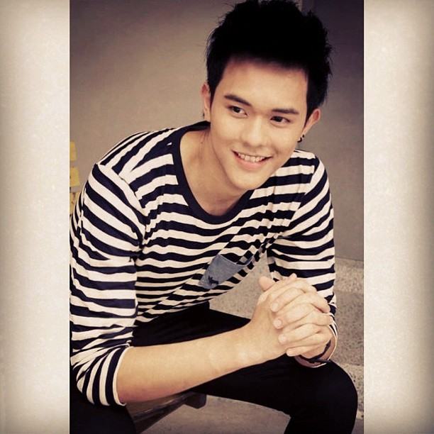 หนุ่มน่ารัก อ่ะ