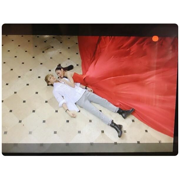 ใหม่ ดาวิกา ใน MV "ยิ่งฟังยิ่งเจ็บ" ของ นัททิว