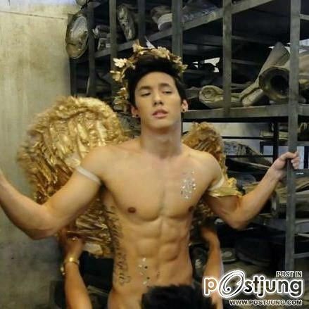 คนรักหนุ่มเซ็กซี่ 550