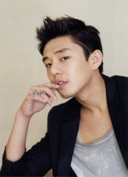 คนรักดาราหนุ่มหล่อ 010 - Yoo Ah In (유아인)
