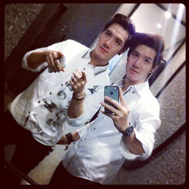 พี่น้องฝาแฝด เบสท์&แบงค์