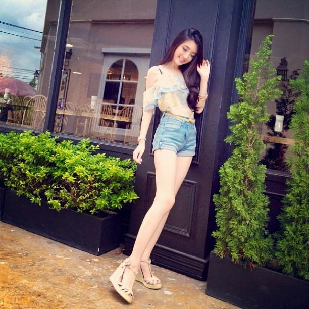 ดาราที่ขาสวย