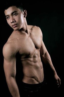 คนรักหนุ่มเซ็กซี่ 556