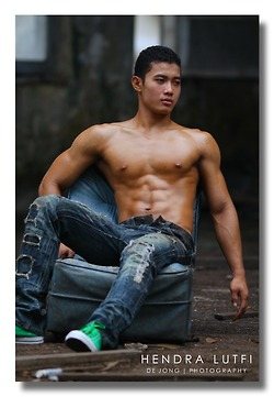คนรักหนุ่มเซ็กซี่ 556