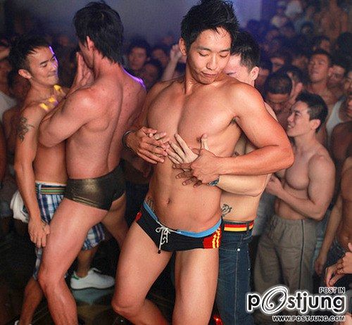 คนรักหนุ่มเซ็กซี่ 558
