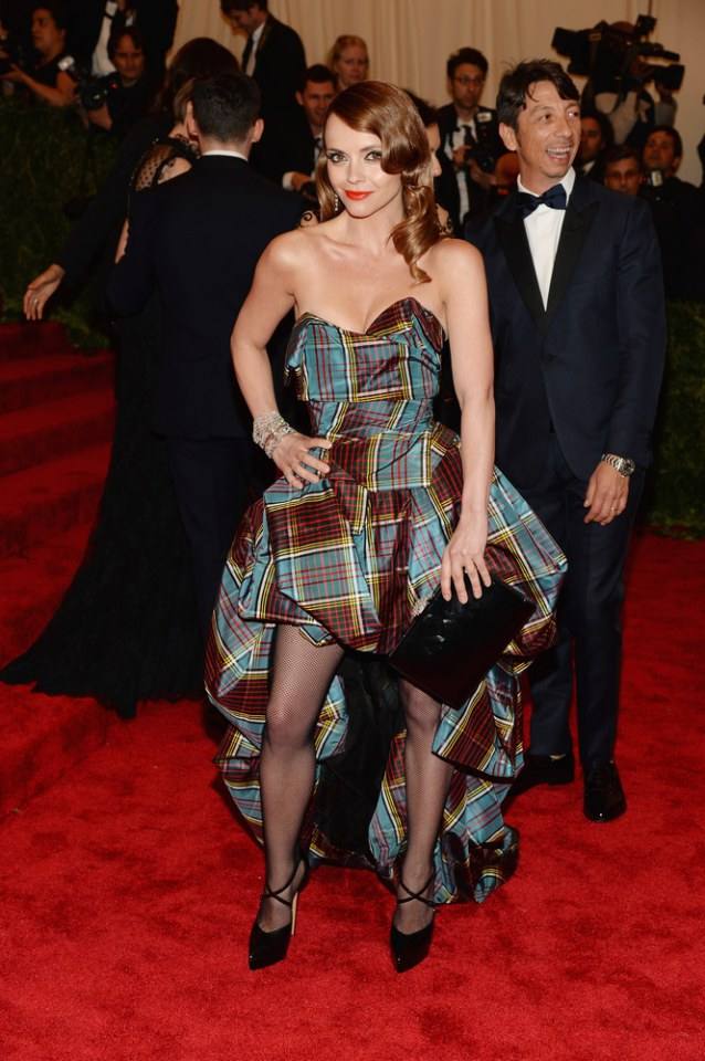Christina Ricci in Vivienne Westwood gown, Casadei shoes, Ferragamo bag