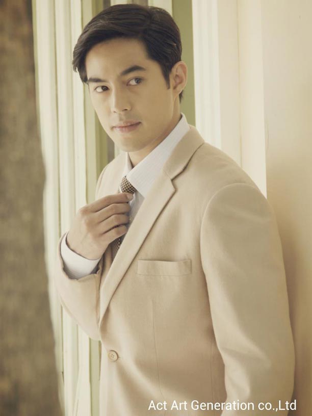ท็อป จรณ โสรัตน์ หนุ่มหล่อเข้ม กับบท หม่อมหลวงชัชวีร์ ใน สุภาพบุรุษจุฑาเทพ