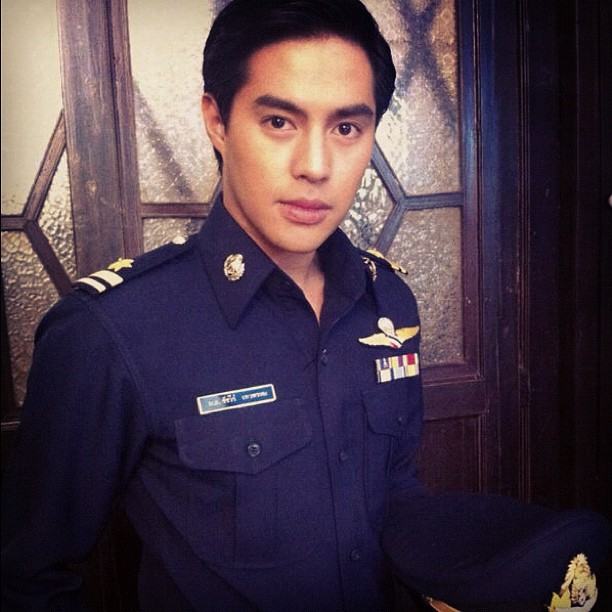 ท็อป จรณ โสรัตน์ หนุ่มหล่อเข้ม กับบท หม่อมหลวงชัชวีร์ ใน สุภาพบุรุษจุฑาเทพ