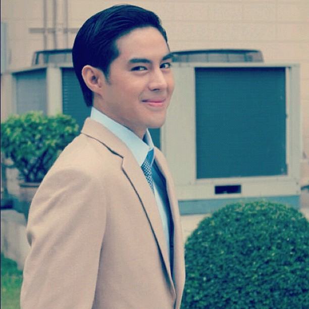 ท็อป จรณ โสรัตน์ หนุ่มหล่อเข้ม กับบท หม่อมหลวงชัชวีร์ ใน สุภาพบุรุษจุฑาเทพ