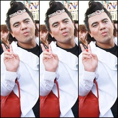 เจ้าหญิงอั้ม และ 'เด็จแม่ เอ มหาชนตัวจริงเสียงจริงค่ะ