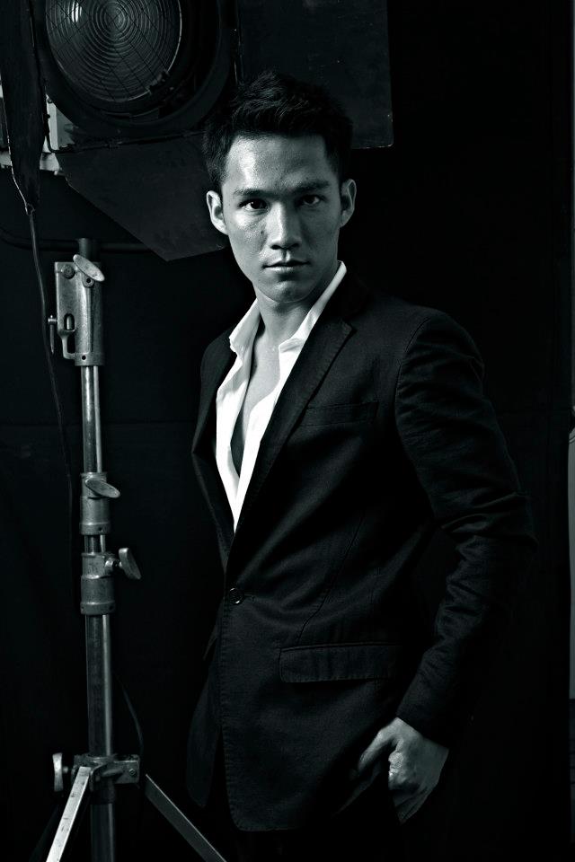 นักฟุตบอลทีมบุรีรัมย์ ยูไนเต็ด @ Lips vol.14 no.20 April 2013