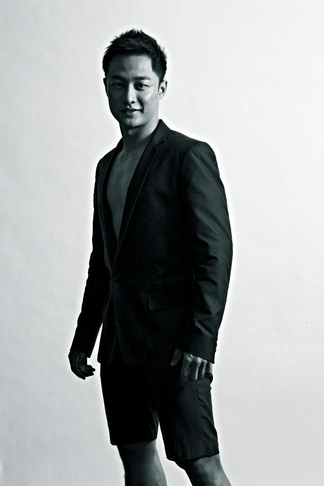 นักฟุตบอลทีมบุรีรัมย์ ยูไนเต็ด @ Lips vol.14 no.20 April 2013