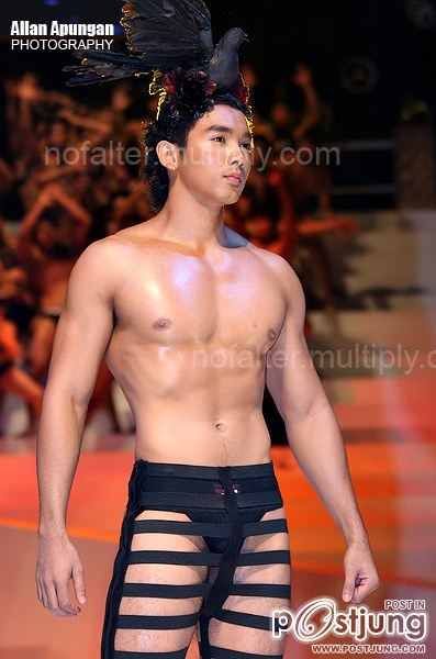 ถอดโชว์เรือนร่าง 243