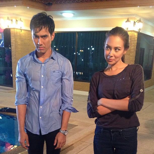 บอดี้การ์ดสาว