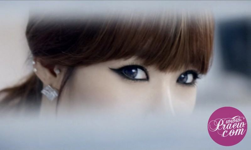 Tiffany ผิวขาวมาก เหมือน ตุ๊กตา หิมะ เลย