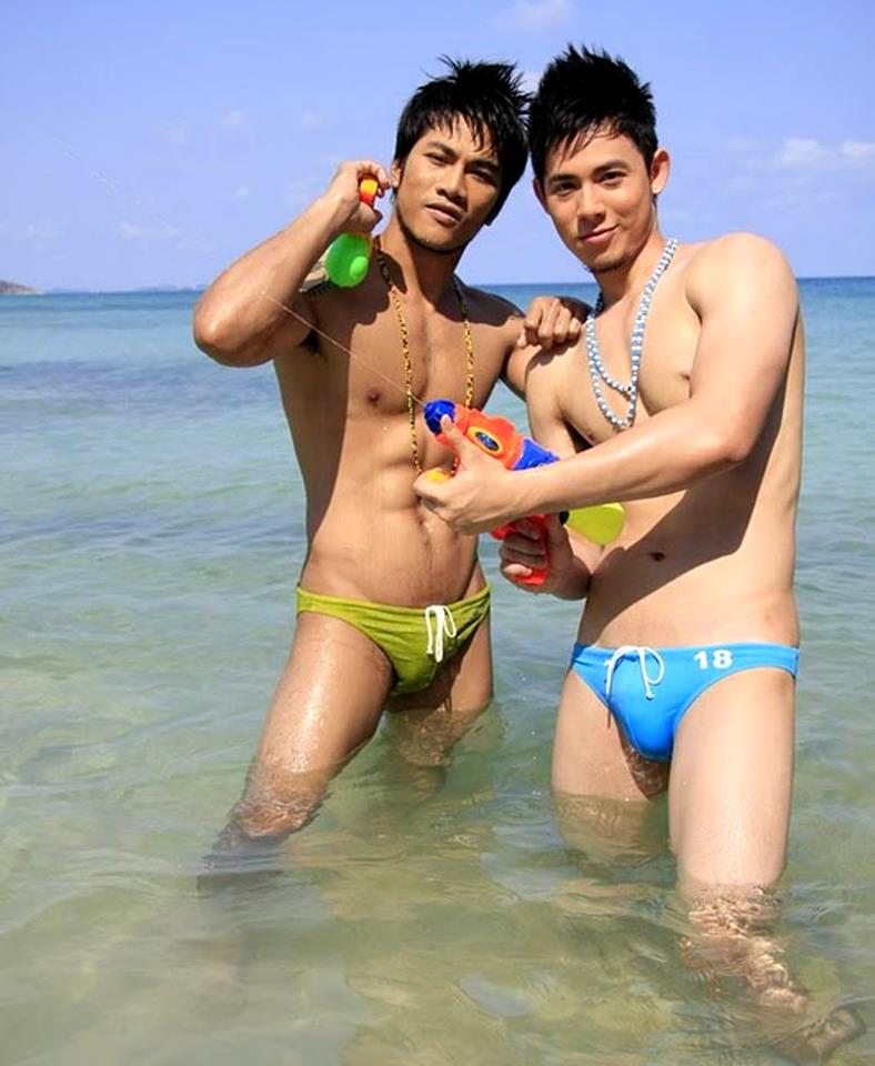 พ่อหนุ่ม หุ่นฟิน 66 !!