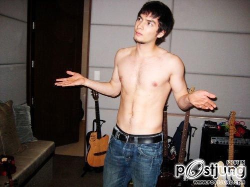 ถอดโชว์เรือนร่าง 250