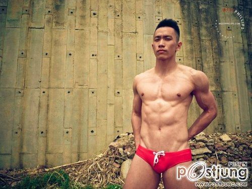 ถอดโชว์เรือนร่าง 252