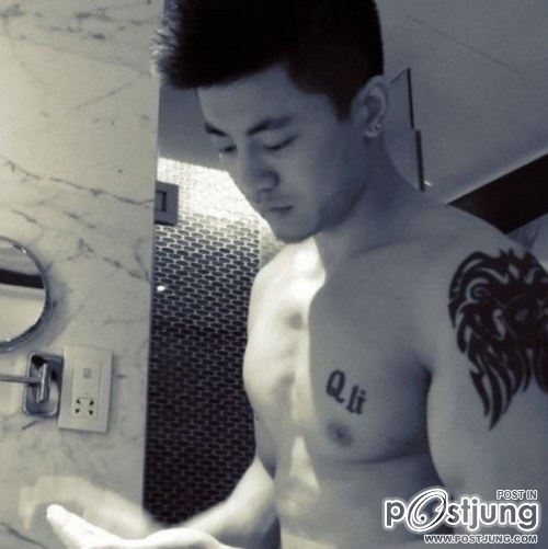 ถอดโชว์เรือนร่าง 253