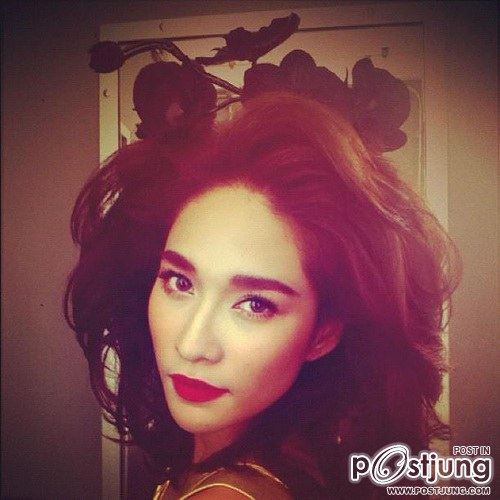 พลอย เฌอมาลย์ ฟาดฟัน กับ พ่อค้าแม่ค้า บน IG