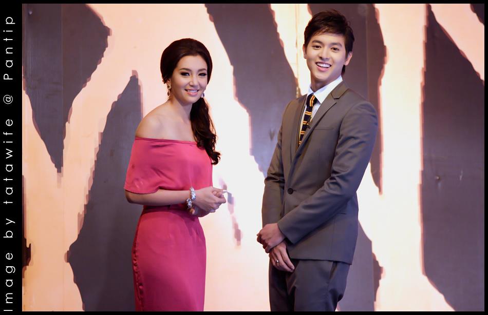 เจมส์ จิรายุ & เบลล่า ราณี @ รายการ Tonight Show 13-5-56
