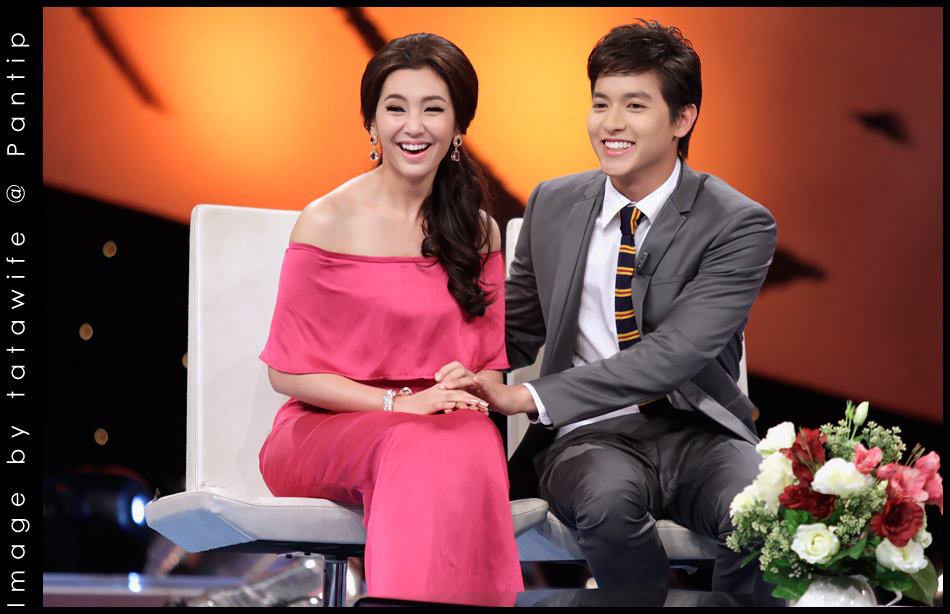 เจมส์ จิรายุ & เบลล่า ราณี @ รายการ Tonight Show 13-5-56
