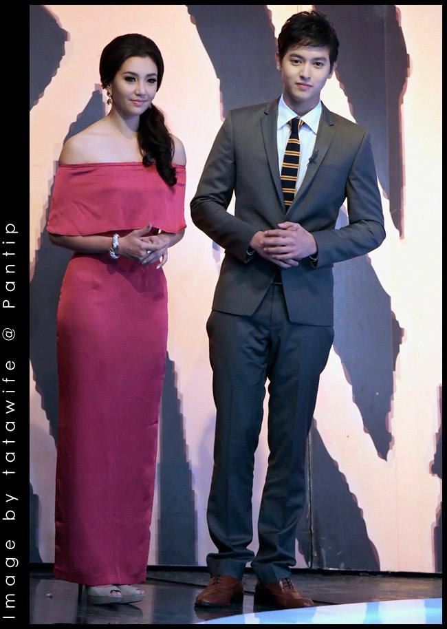 เจมส์ จิรายุ & เบลล่า ราณี @ รายการ Tonight Show 13-5-56