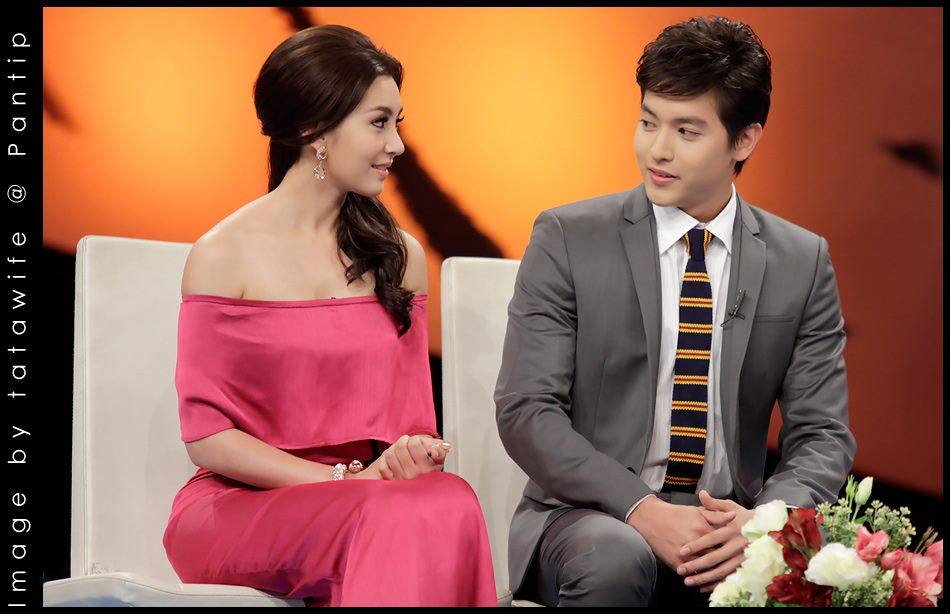 เจมส์ จิรายุ & เบลล่า ราณี @ รายการ Tonight Show 13-5-56