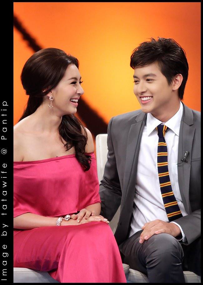 เจมส์ จิรายุ & เบลล่า ราณี @ รายการ Tonight Show 13-5-56