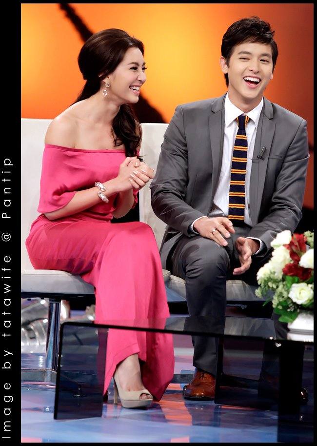 เจมส์ จิรายุ & เบลล่า ราณี @ รายการ Tonight Show 13-5-56