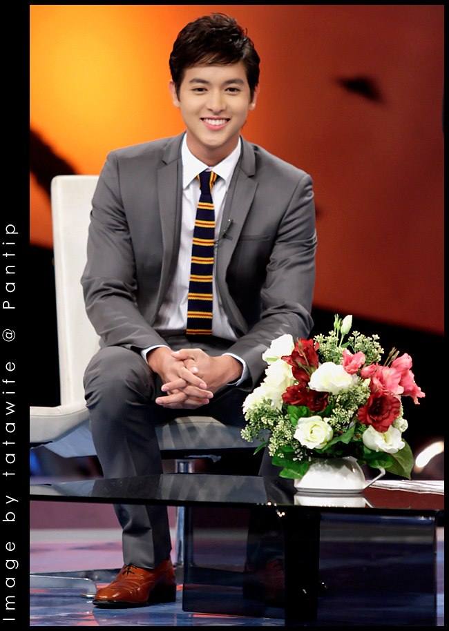 เจมส์ จิรายุ & เบลล่า ราณี @ รายการ Tonight Show 13-5-56