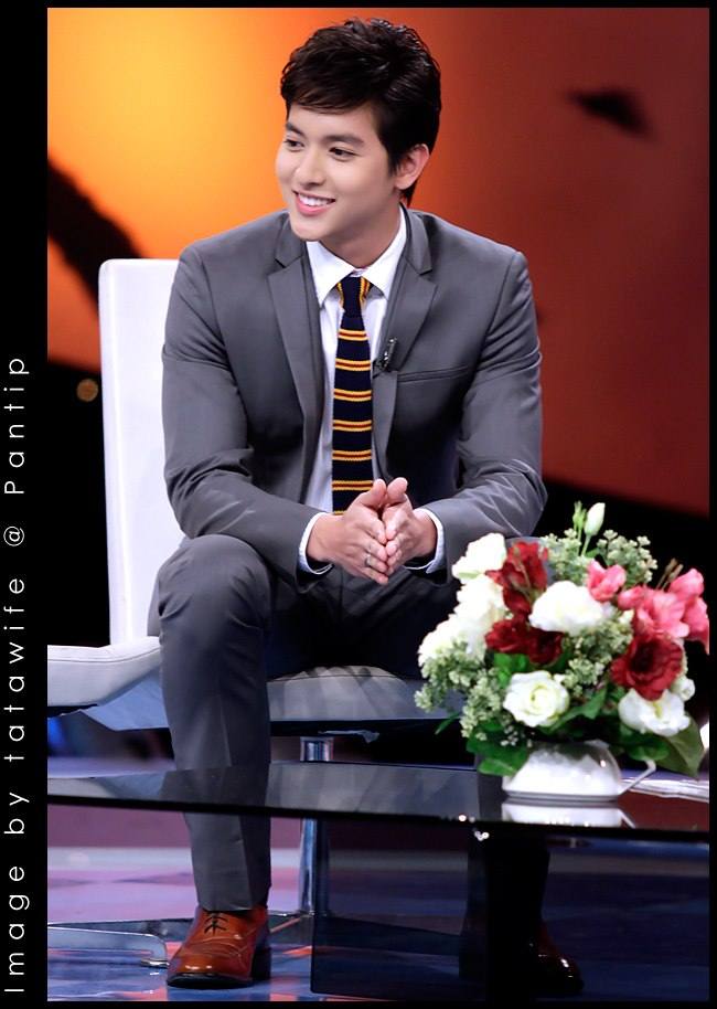 เจมส์ จิรายุ & เบลล่า ราณี @ รายการ Tonight Show 13-5-56