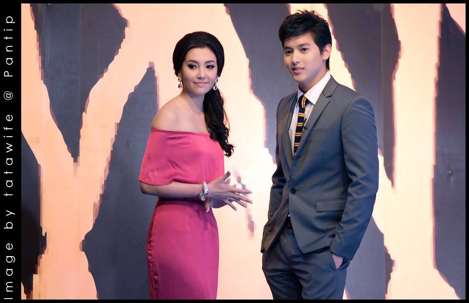 เจมส์ จิรายุ & เบลล่า ราณี @ รายการ Tonight Show 13-5-56