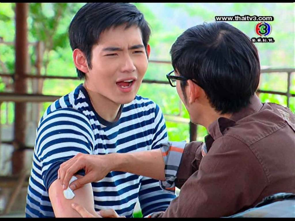 // ใส เอาะ //