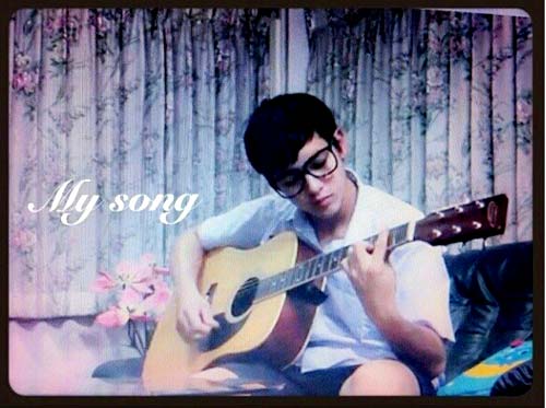 เจมส์ จิรายุ ฉายแววหล่อแต่เด็ก ชมภาพย้อนวันวาน ในวัยละอ่อน