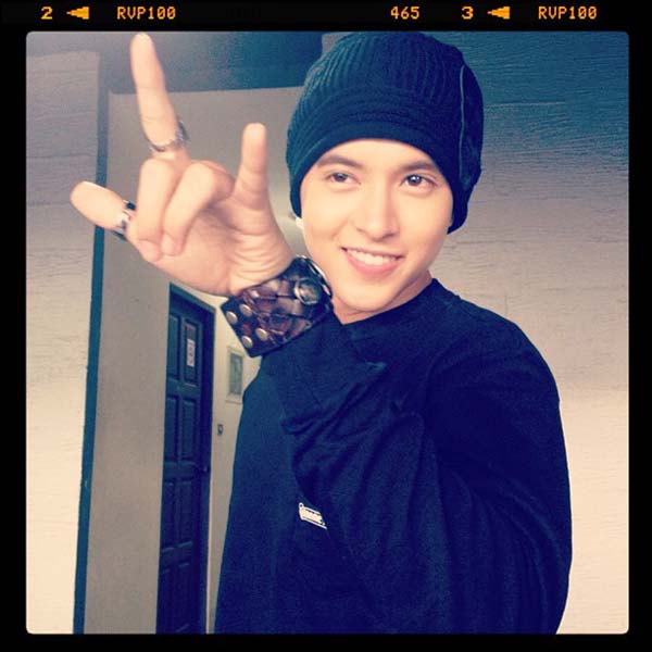 เจมส์ จิรายุ ฉายแววหล่อแต่เด็ก ชมภาพย้อนวันวาน ในวัยละอ่อน