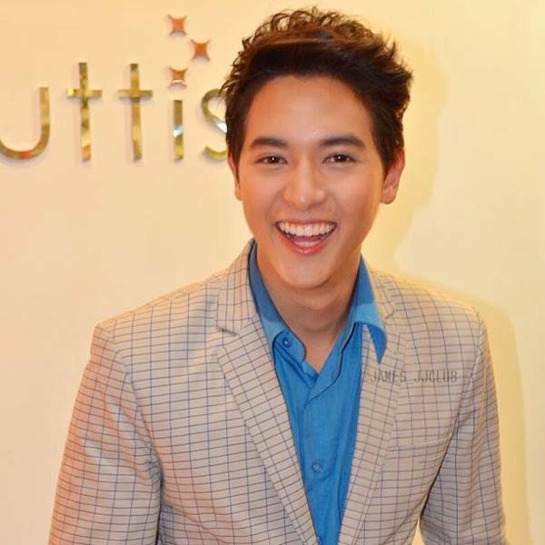 เจมส์ จิรายุ ฉายแววหล่อแต่เด็ก ชมภาพย้อนวันวาน ในวัยละอ่อน