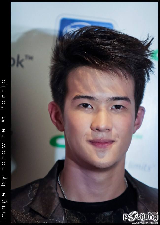 ซูมๆเจมส์ มาร์ ใสวิ๊งค์ๆปากน่าจุ๊บ