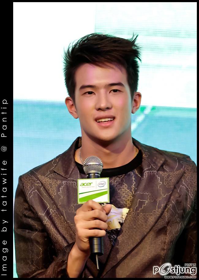 ซูมๆเจมส์ มาร์ ใสวิ๊งค์ๆปากน่าจุ๊บ