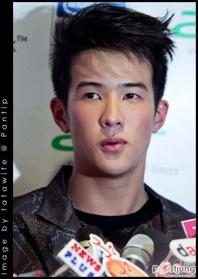 ซูมๆเจมส์ มาร์ ใสวิ๊งค์ๆปากน่าจุ๊บ