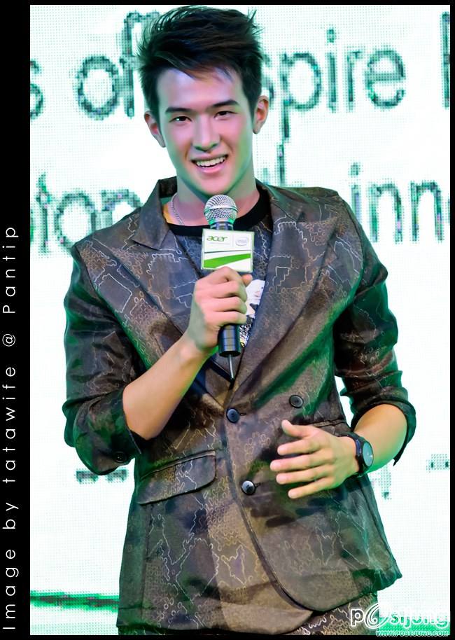 ซูมๆเจมส์ มาร์ ใสวิ๊งค์ๆปากน่าจุ๊บ