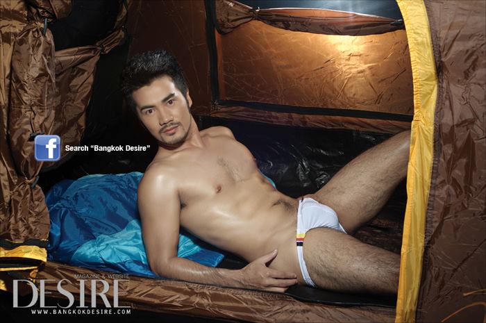 ตงฉิน @ Bangkok DESIRE no.22  May 2013