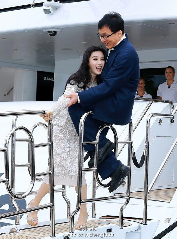 แม่นาง"ฟ่านปิงปิง" & แจ็คกี้ ชาน สองซุปเปอร์สตาร์แดนมังกร ในเมืองคานส์ !!