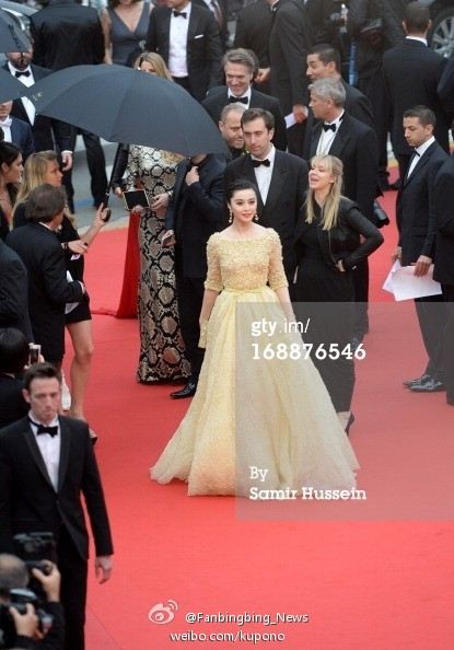แม่นาง"ฟ่านปิงปิง" ชุดสีเหลืองอ่อน วันที่สองของเทศกาลหนังเมืองคานส์ !!