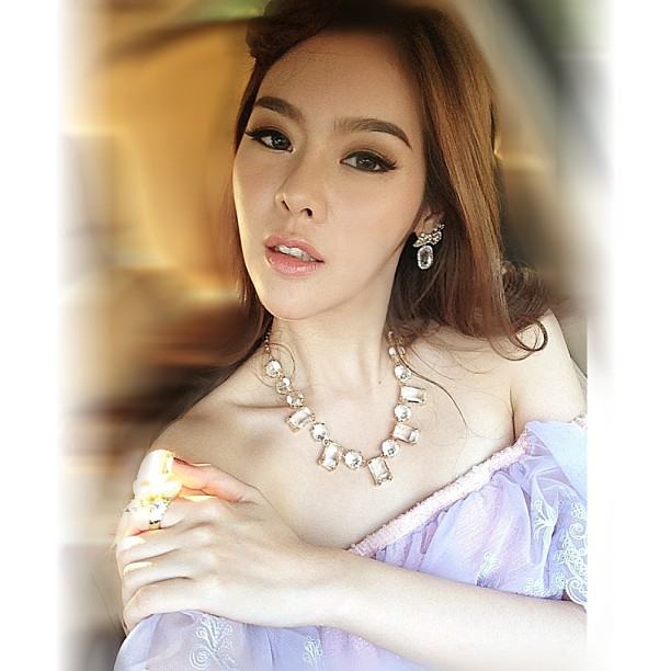 ขาว น่ารัก มว๊าก!!! ไอซ์ ปรีชญา  ไม่ดูแล้วจะเสียใจ