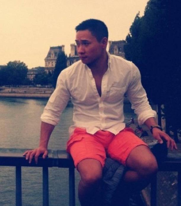 หนุ่มหมีล่ำๆ
