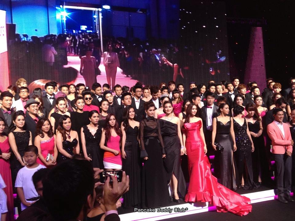 ปู และ แพนเค้ก ในงาน Vision Ahead Magenta Night Party