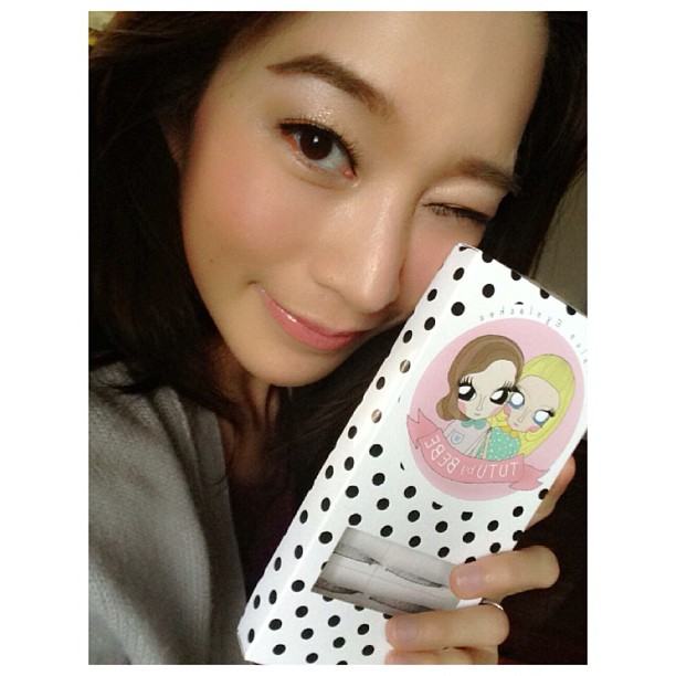 ฉัตร ปริยฉัตร ลิ้มธรรมมหิศร ขาว สูง สวย