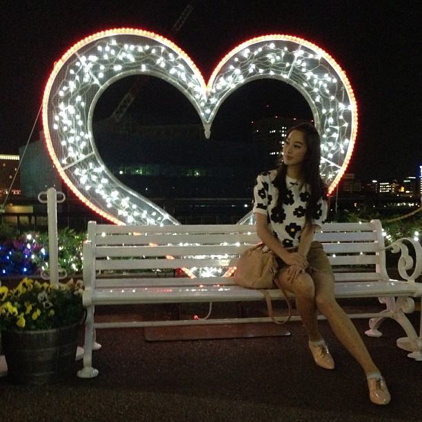 ฉัตร ปริยฉัตร ลิ้มธรรมมหิศร ขาว สูง สวย