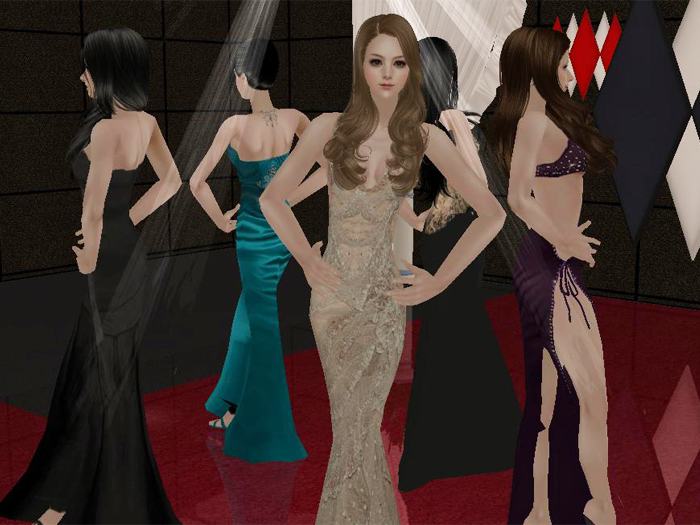 Miss sims Queen international 2013 ( Top 5 )